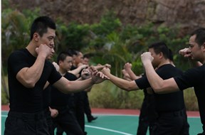 聚合優(yōu)勢，志創(chuàng)標桿 東順保安公司與信鴻保安服務(wù)部